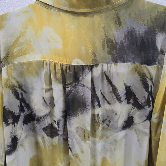 Torrid Size 2X Sheer Blouse Yellow Abstract Print Button Down 3/4 Sleeve Casual - Picture 10 of 12